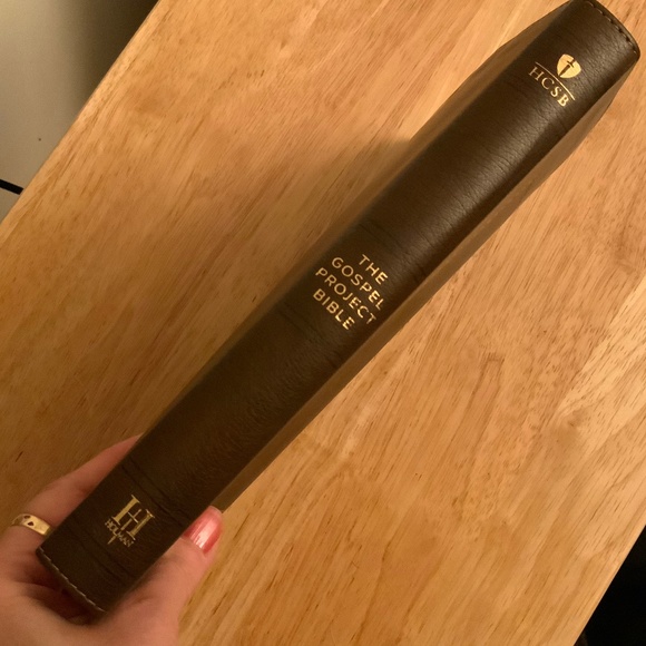 HCSB The Gospel Project Bible, Brown Leathertouch, Index Tabs (New in box) - Picture 12 of 16